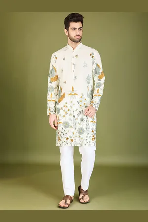 SHUBHVASTRA Floral Embroidered Mandarin Collar Sequinned Straight Kurta