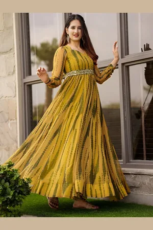 Femvy Women Floral Printed V-Neck Anarkali Kurti