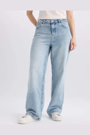 DeFacto Women Regular Fit Mid-Rise Cotton Jeans