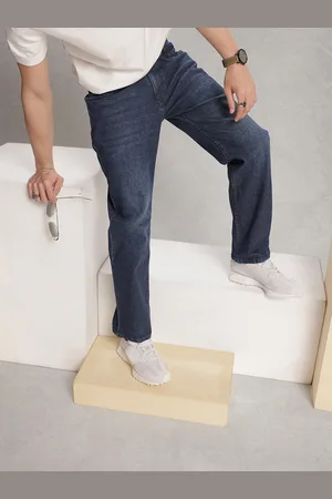 WROGN Men Anti Fit Light Fade Stretchable Jeans