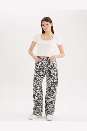 DeFacto Women Animal Printed Regular Fit Mid-Rise Pure Cotton Trouser