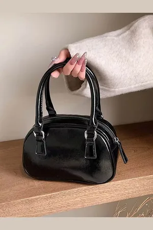 Stylecast Bucket Shoulder Bag with Tasselled