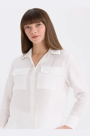DeFacto Women Spread Collar Solid Casual Shirt
