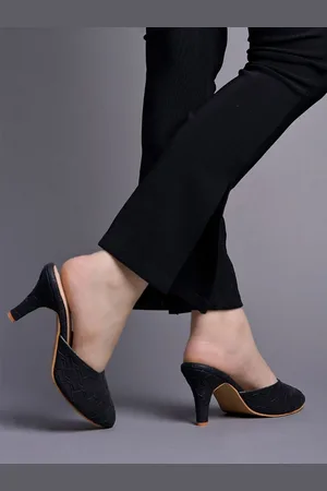 DressBerry Women Textured Pointed Toe Kitten Mules Sandals