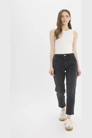 DeFacto Women Regular Fit Light Fade Jeans