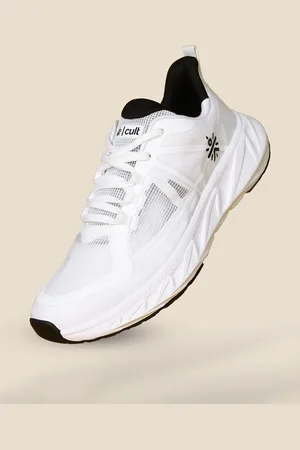 Cult Men Off White Traverse Running Shoes