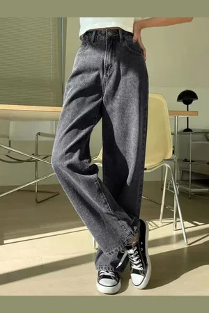 DressBerry Women Comfort Straight Fit High-Rise Jeans