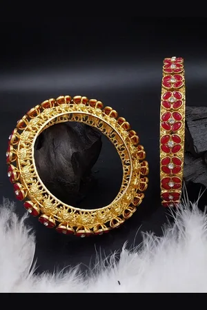 Anouk Set Of 2 Gold-Plated Kundan-Studded Bangles