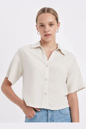 DeFacto Women Spread Collar Solid Boxy Fit Casual Shirt