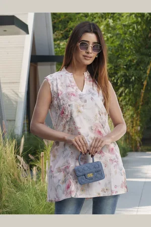 Sangria Women Floral Printed Cotton Straight Tunic