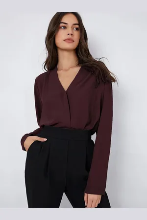 FNOCKS Women Comfort Fit V-Neck Solid Formal Shirt