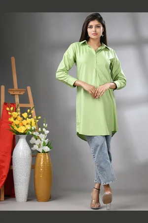 Charukriti Women Thread Work Kurta