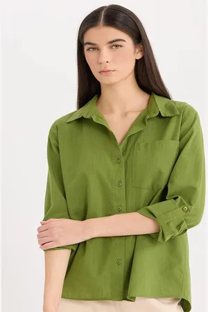 DeFacto Women Relaxed Fit Spread Collar Solid Cotton Casual Shirt