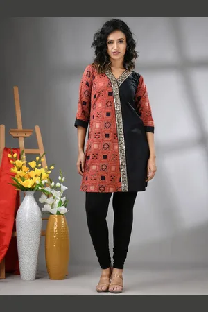 Charukriti Women Geometric Printed Thread Work Kurta