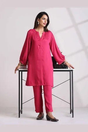 trueBrowns Women Pink Regular Kurta with Trousers