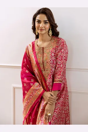 Ishin Women Ethnic Motifs Printed Regular Sequinned Kurta with Trousers & With Dupatta