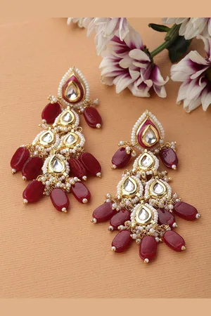 DUGRISTYLE Gold-Plated Kundan-Studded Teardrop Shaped Drop Earrings
