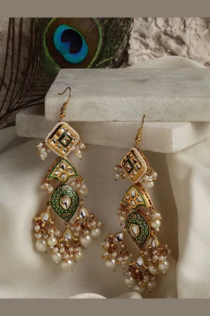 DUGRISTYLE Gold-Plated Kundan Studded Contemporary Shaped Drop Earring