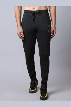 CANTABIL Men Mid-Rise Regular Fit Joggers Track Pants