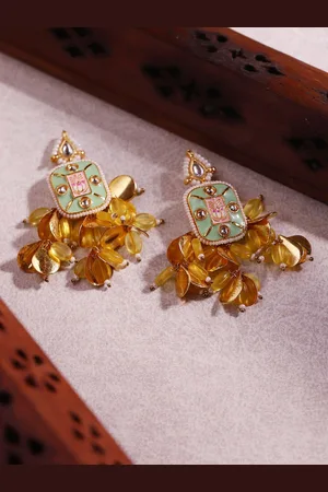 DUGRISTYLE Sabz Gold-Plated Kundan Studded & Beaded Contemporary Shaped Drop Earrings