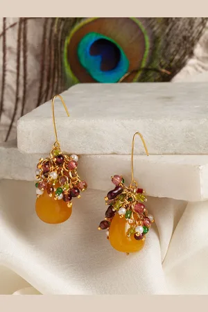 DUGRISTYLE Gold-Plated Kundan Studded Contemporary Shaped Drop Earrings