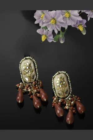 DUGRISTYLE Gold-Plated Kundan Studded Contemporary Shaped Drop Earring