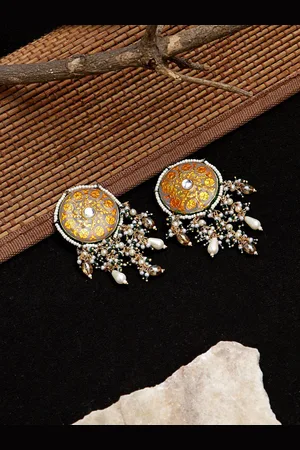 DUGRISTYLE Granite Grace Gold-Plated Kundan Studded & Beaded Contemporary Drop Earrings