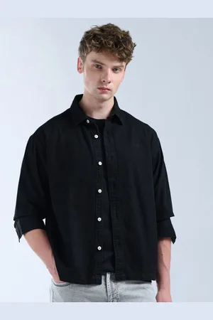 Flying Machine Men Spread Collar Solid Cotton Casual Shirt