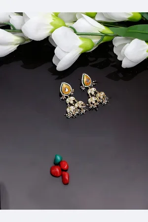 DUGRISTYLE Gold-Plated Kundan Studded Contemporary Shaped Drop Earrings