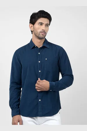 NUMERO UNO Men Slim Fit Spread Collar Solid Cotton Casual Shirt