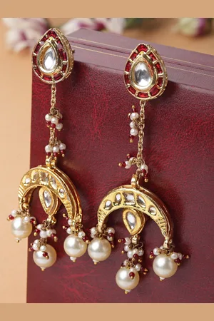 DUGRISTYLE Gold-Plated Kundan-Studded Contemporary Drop Earrings