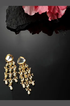 DUGRISTYLE Gold-Plated Kundan Studded Contemporary Shaped Drop Earring
