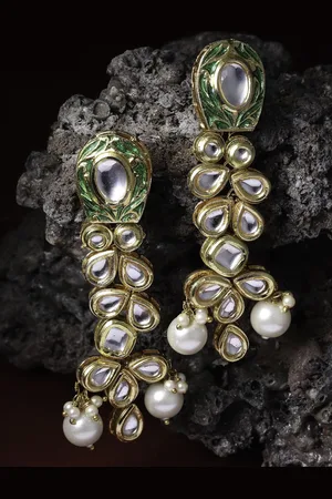 DUGRISTYLE Gold-Plated Kundan Studded Contemporary Shaped Drop Earring