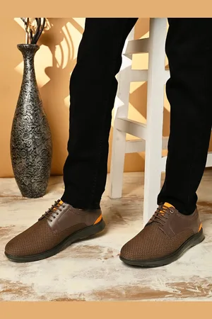 San Frissco Men Woven Design Round Toe Sneakers