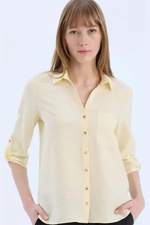 DeFacto Women Spread Collar Solid Casual Shirt