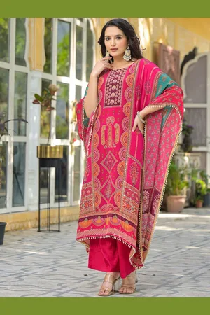 AUTUMN LANE Floral Printed Rounds Neck Kaftan Kurta With Palazzo