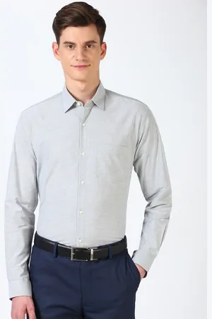 Peter England Men Spread Collar Solid Cotton Slim Fit Formal Shirt