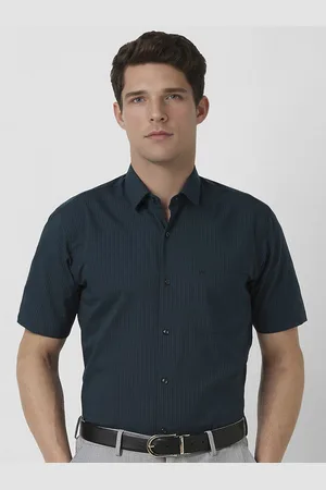 Peter England Men Slim Fit Spread Collar Vertical Striped Cotton Formal Shirt