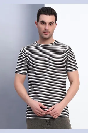 Metronaut Men Striped Slim Fit T-shirt