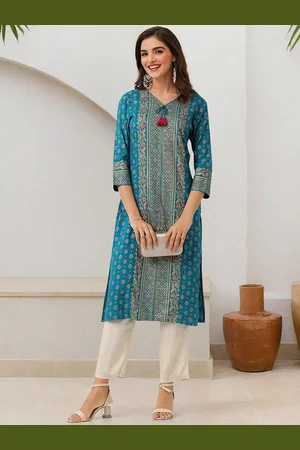Ishin Floral Printed V-Neck Straight Kurta