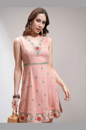Vishudh Women Embroidered A-Line MIdi Dress
