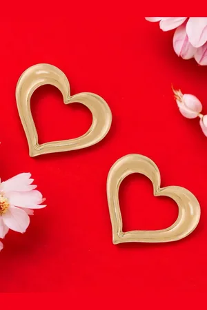 FÁBULA Heart Shaped Studs Earrings