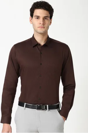 Peter England Men Spread Collar Textured Cotton Slim Fit Formal Shirt