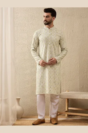SWAGG INDIA Floral Embroidered Mandarin Collar Sequinned Straight Kurta