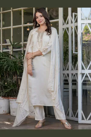 Lilots Women Ethnic Motifs Yoke Design Regular Sequinned Chanderi Silk Kurta with Trousers & With Dupatta