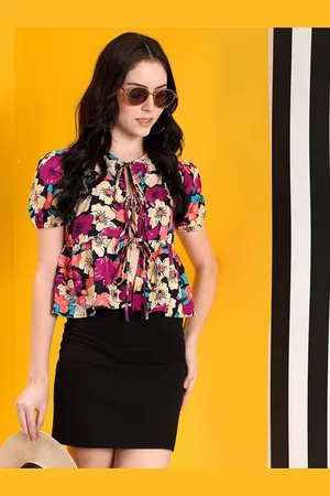 KOTTY Women Printed Tie-Up Neck Crop Top