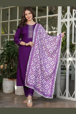 Lilots Women Ethnic Motifs Yoke Design Regular Sequinned Kurta with Trousers & With Dupatta