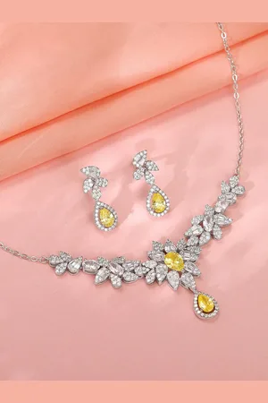 GIVA 925 Sterling Silver Rhodium Plated Stones Studded The Fleur Set