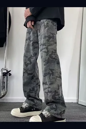 HERE&NOW Men Straight Fit Printed Jeans