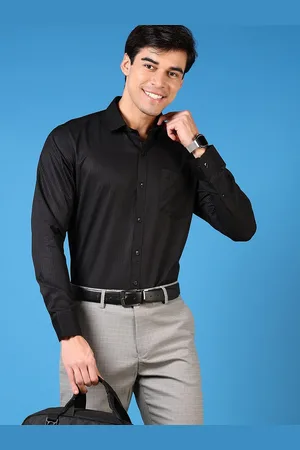 V-Mart Men Slim Fit Spread Collar Vertical Striped Cotton Formal Shirt
